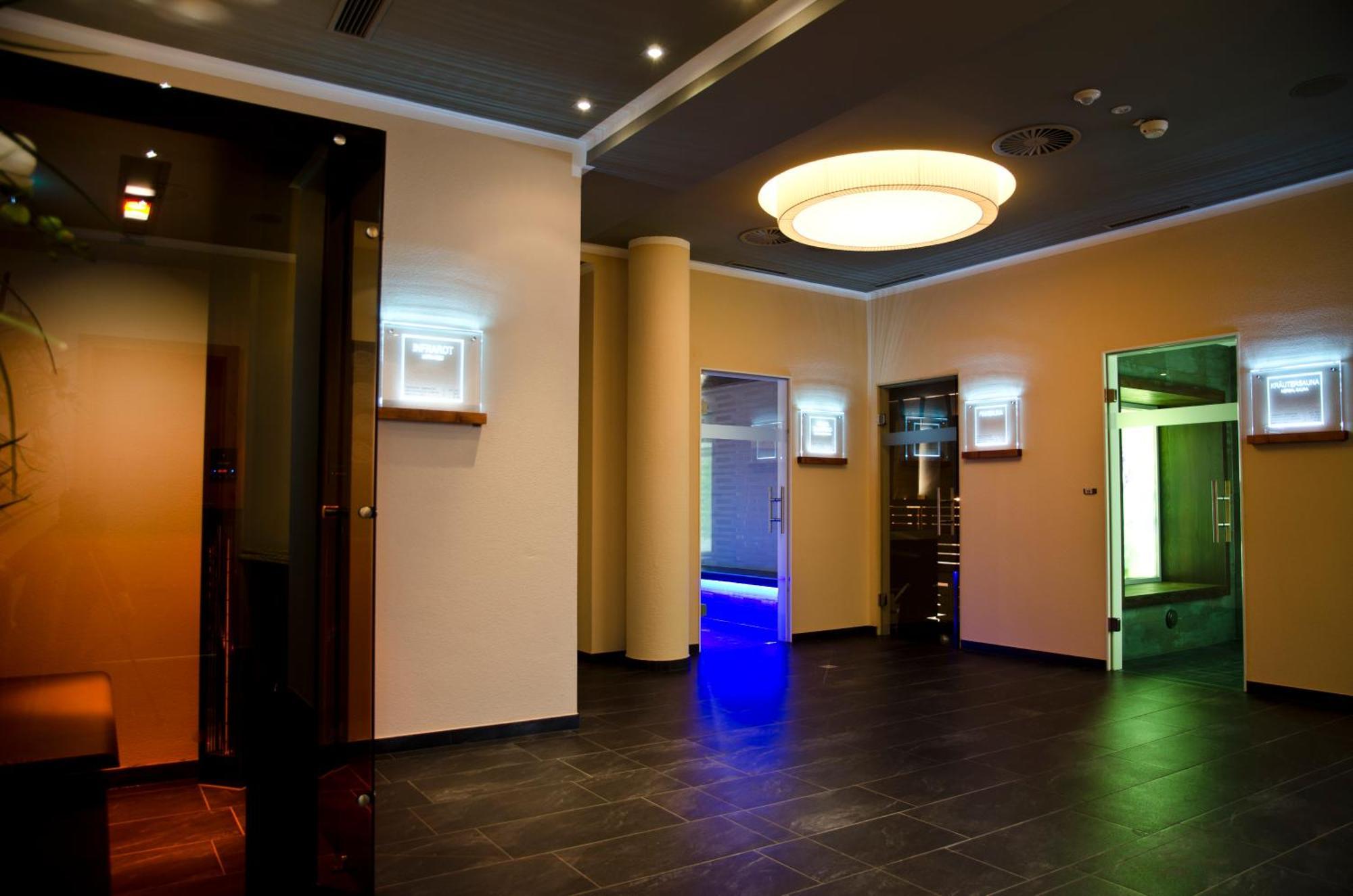 Hotel Garni Alpenland อิสชเกิล ภายนอก รูปภาพ