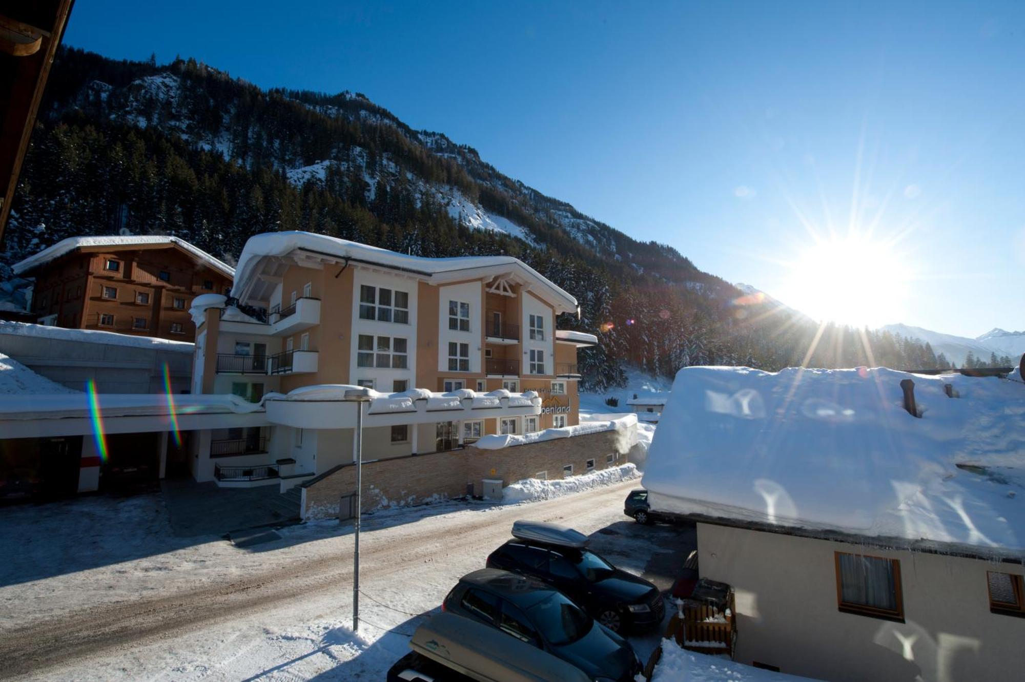 Hotel Garni Alpenland อิสชเกิล ภายนอก รูปภาพ