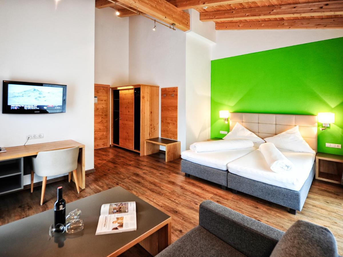 Hotel Garni Alpenland อิสชเกิล ภายนอก รูปภาพ