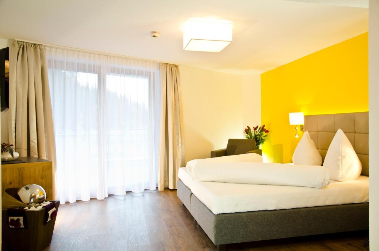 Hotel Garni Alpenland อิสชเกิล ภายนอก รูปภาพ