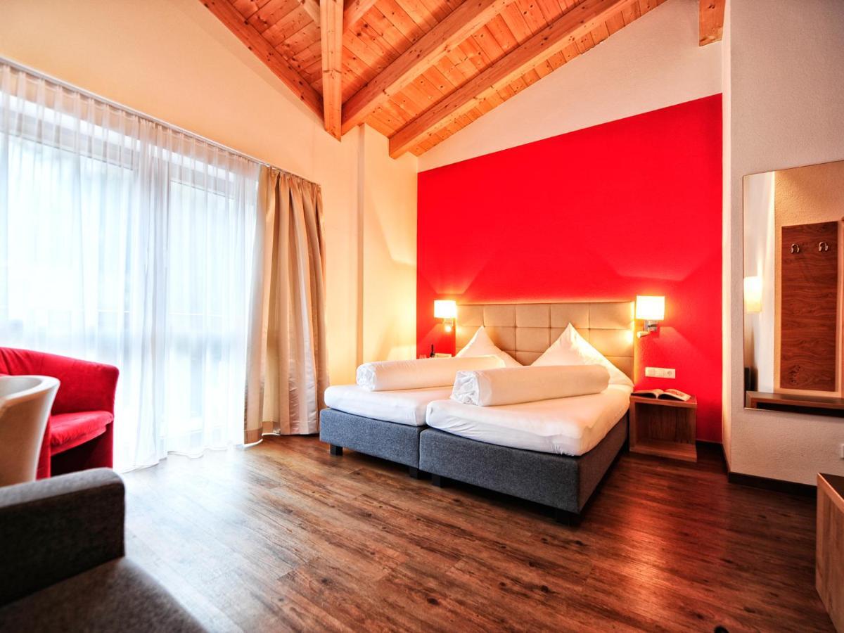 Hotel Garni Alpenland อิสชเกิล ภายนอก รูปภาพ