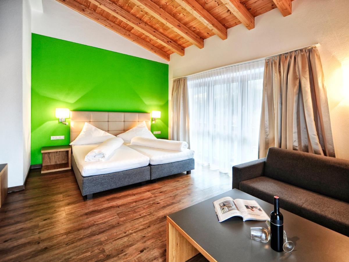 Hotel Garni Alpenland อิสชเกิล ภายนอก รูปภาพ